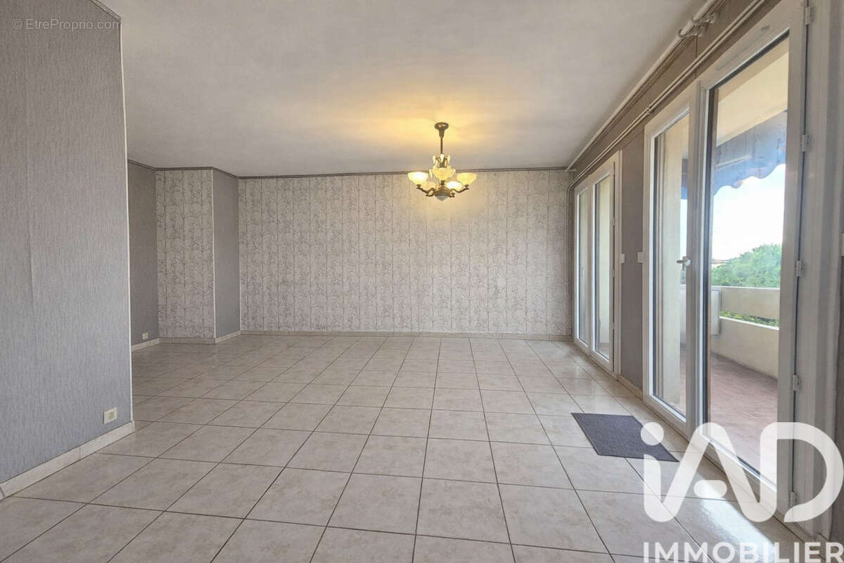 Photo 3 - Appartement à FREJUS