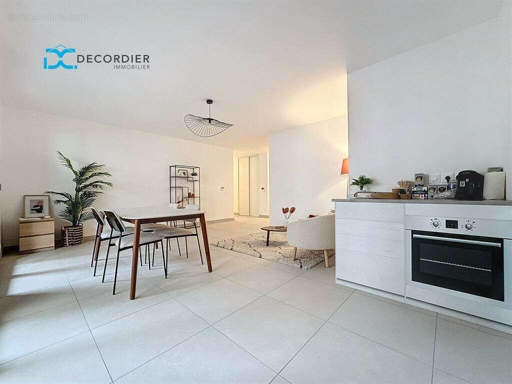 Appartement à EVIAN-LES-BAINS