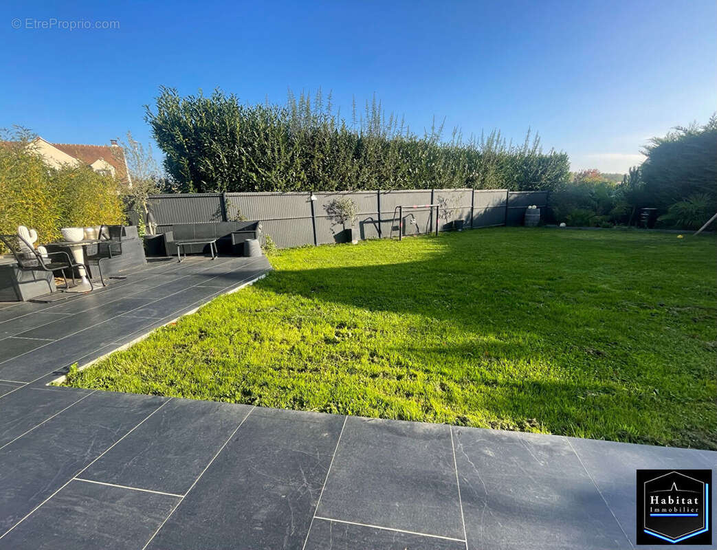 Maison à NANTEUIL-LE-HAUDOUIN