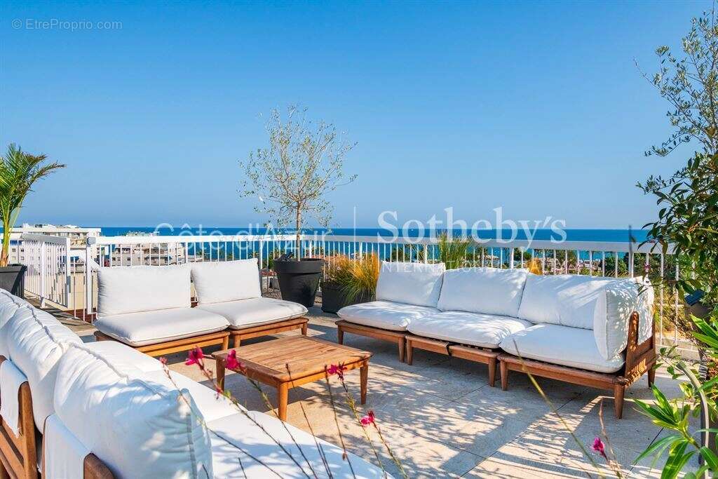 Appartement d'exception en dernier étage avec toit-terrasse et vue mer panoramique - photo 15