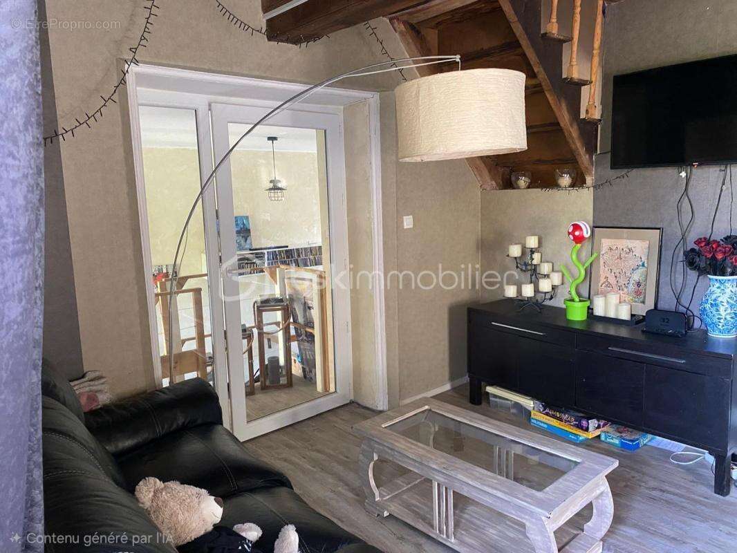 Maison à CHASTELLUX-SUR-CURE