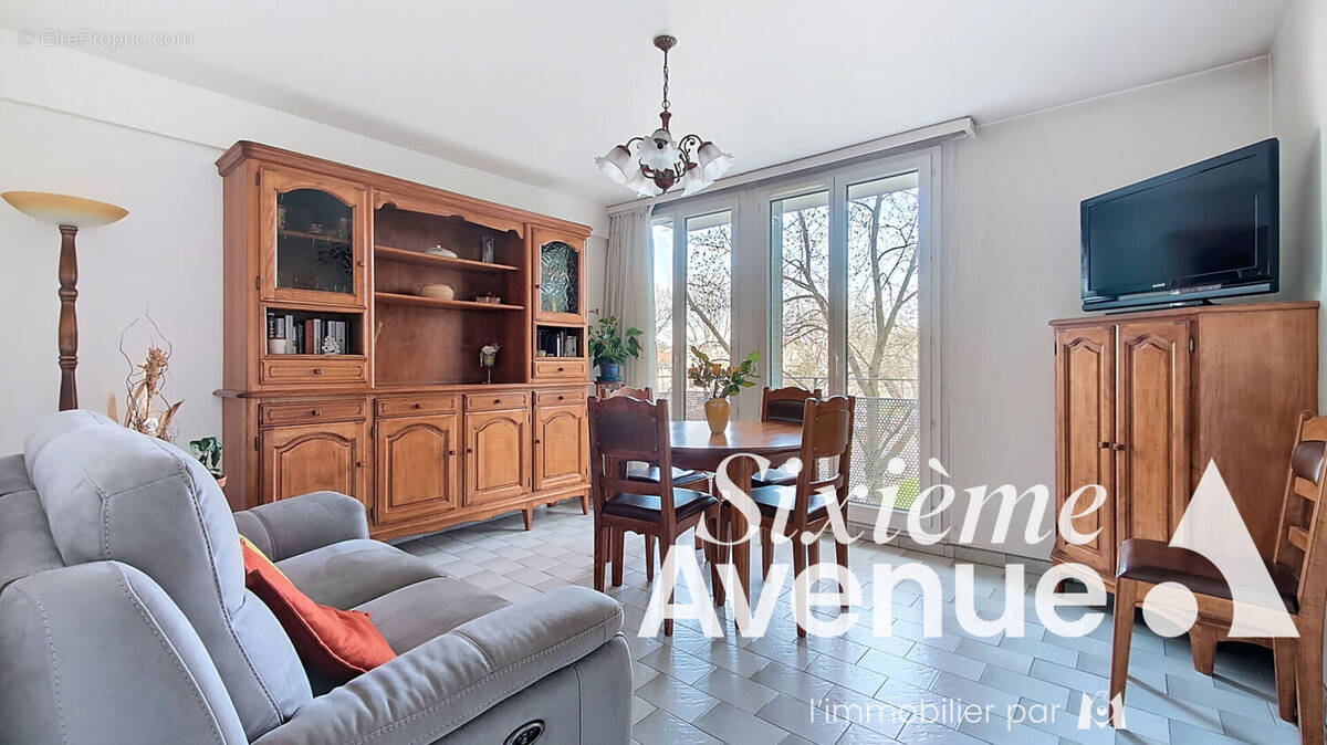 Appartement à SAINT-PRIEST