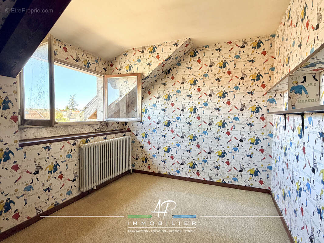 Maison à RUFFEY-LES-ECHIREY