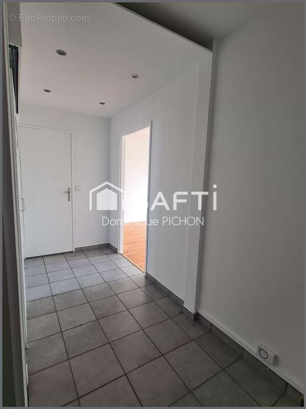 Photo 3 - Appartement à CONFLANS-SAINTE-HONORINE