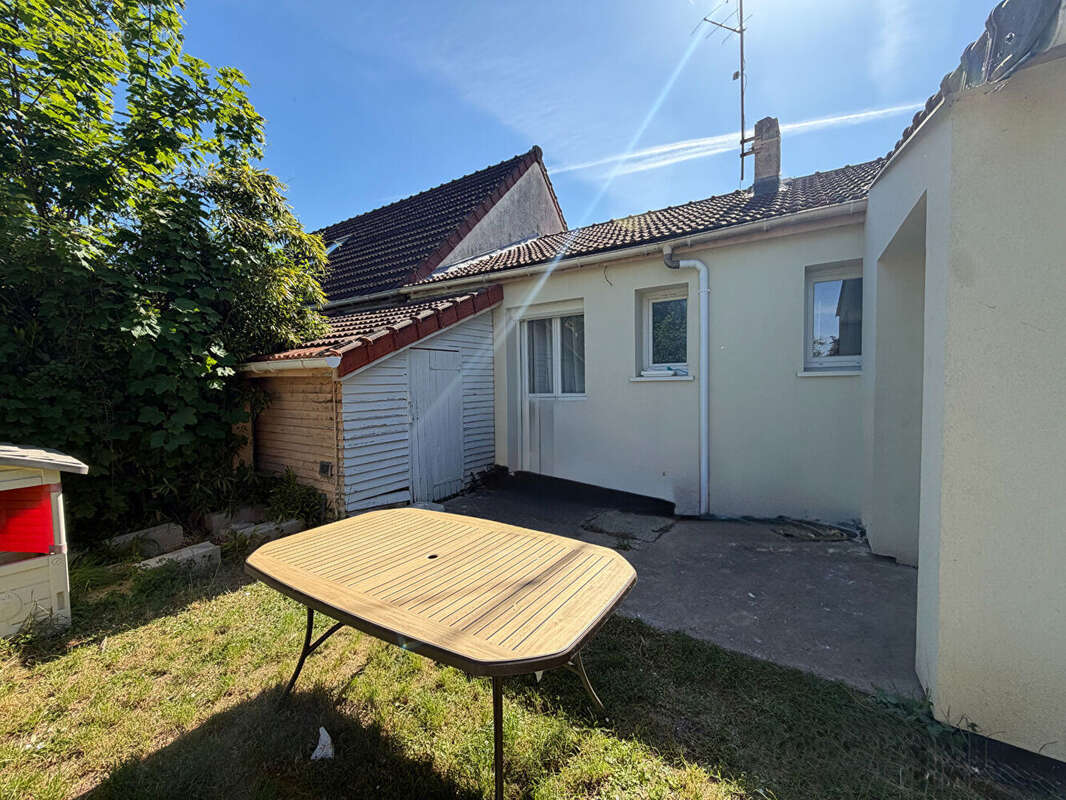 Maison à VIRY-CHATILLON