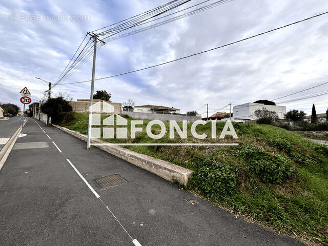 Terrain à CAZOULS-LES-BEZIERS