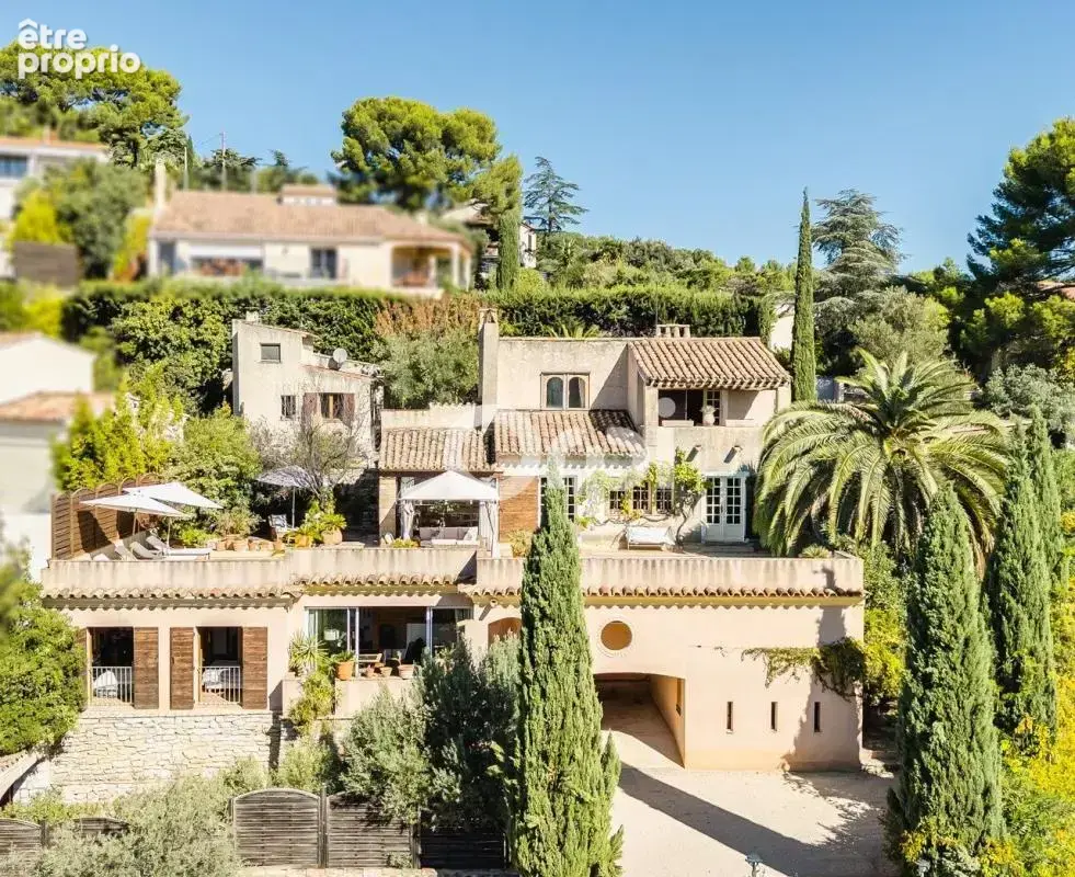 Cassis — propriété d’exception 266 m², vue mer et cap canaille - photo 4