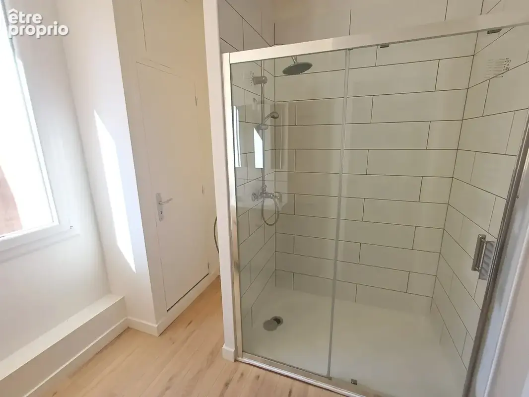 Très Bel Appartement entièrement rénové avec Vue Dégagée Centre ville de Dieppe - photo 10