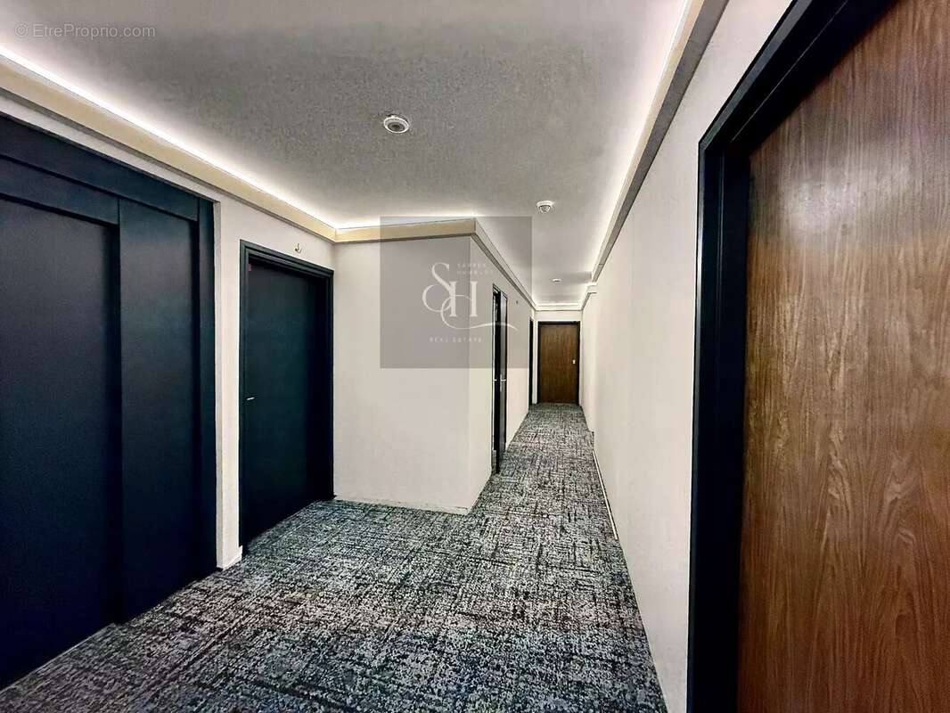 Appartement à SURESNES