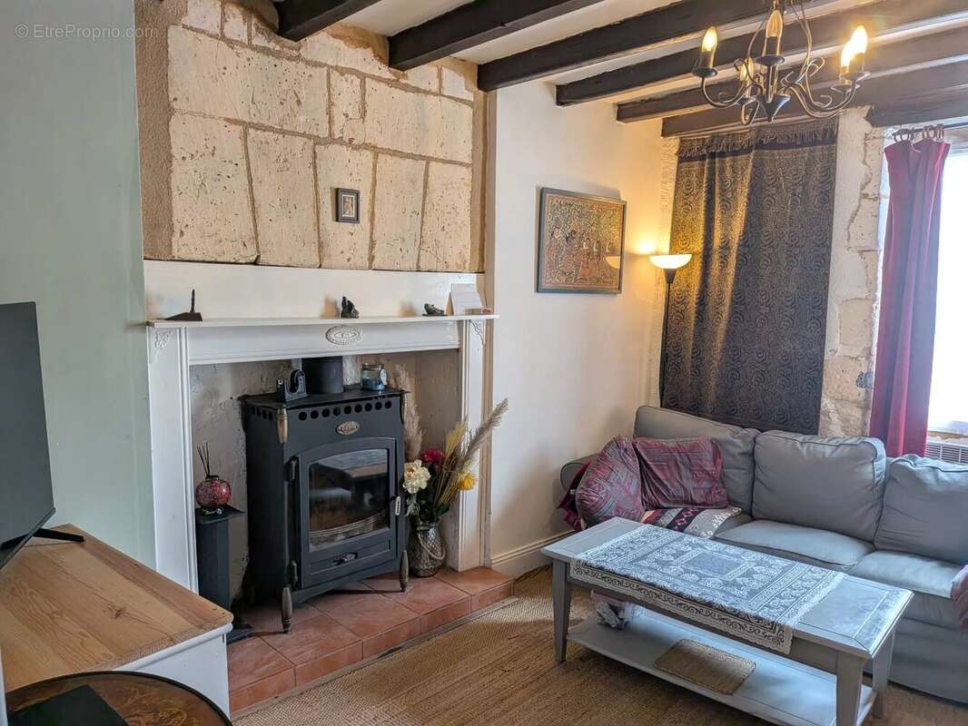 Maison en pierre avec 3 chambres et beaucoup de cachet - photo 4