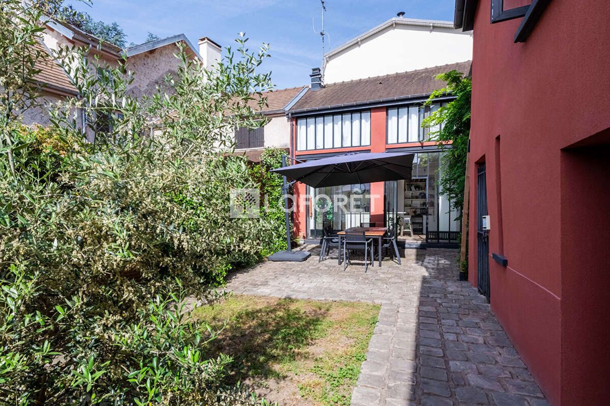 Maison à LA CELLE-SAINT-CLOUD