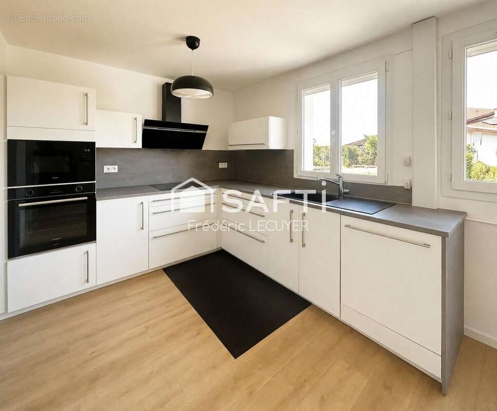 Photo 3 - Maison à LE CENDRE