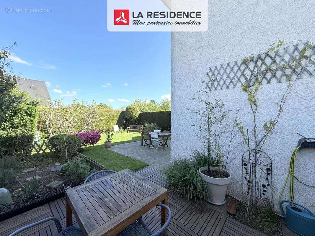 Maison à LES LOGES-EN-JOSAS