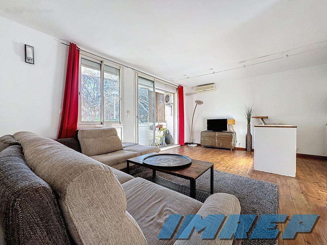 Appartement à MARSEILLE-8E