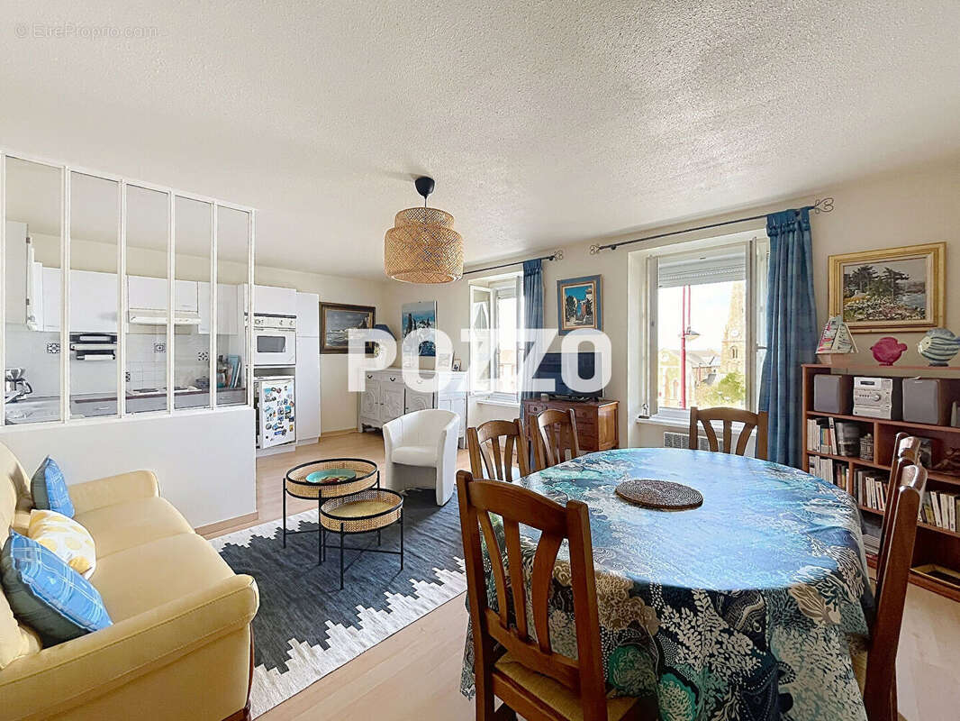 Appartement à SAINT-PAIR-SUR-MER