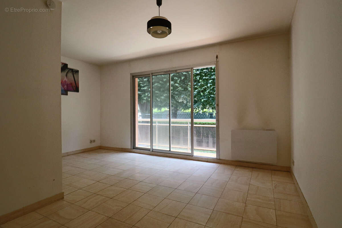 Appartement à LIVRY-GARGAN