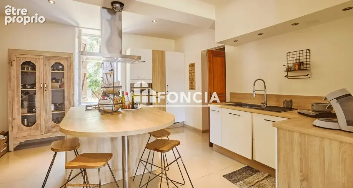 Maison familiale de 225 m² avec dépendance et terrain de 2000 m² – Aiguillon - photo 5