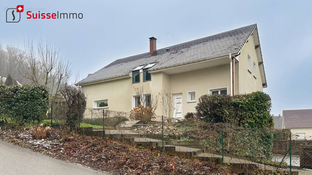 Maison à ETOUVANS
