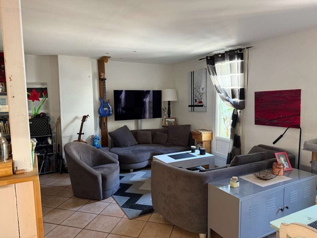 Maison à BESSAN