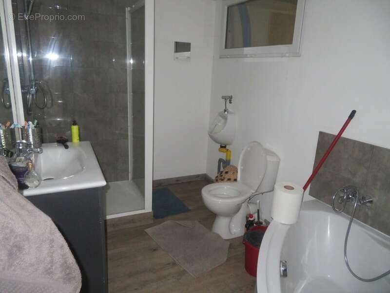 Commerce à DIGNE-LES-BAINS