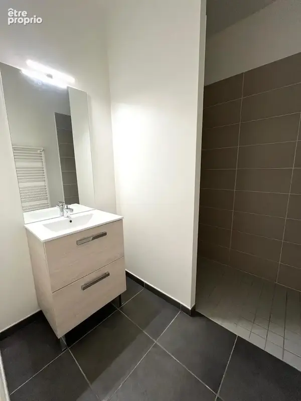 T4 en rez-de-jardin avec terrasse et jardin   Confort et prestations de qualitél - photo 13