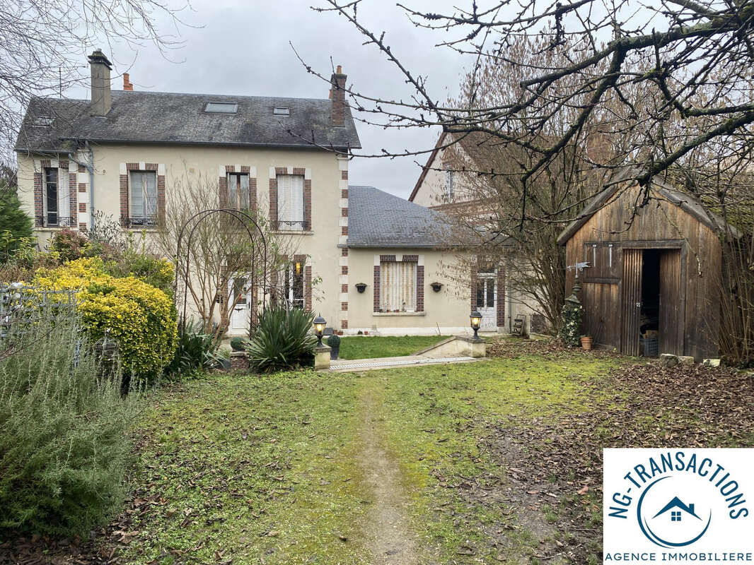 Maison à AUXERRE