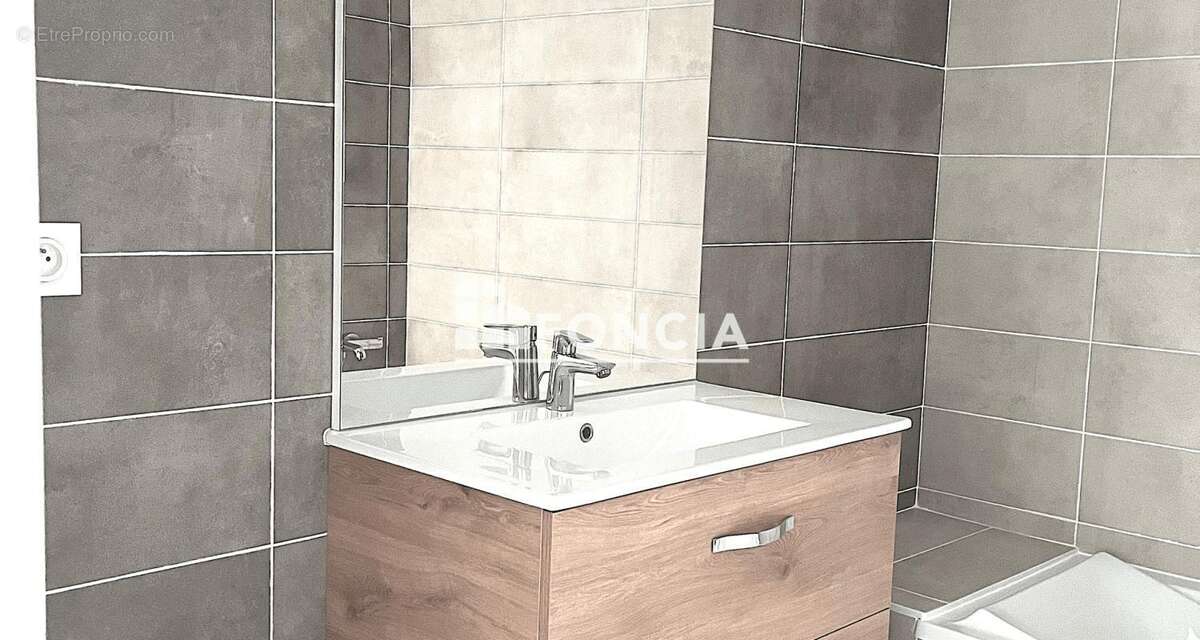 Appartement à CHAPEIRY
