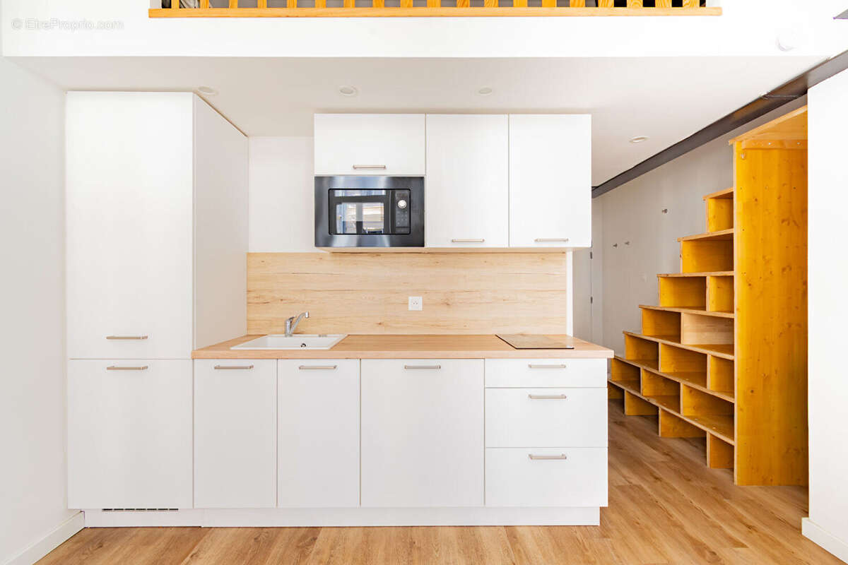 Appartement à MARSEILLE-1E