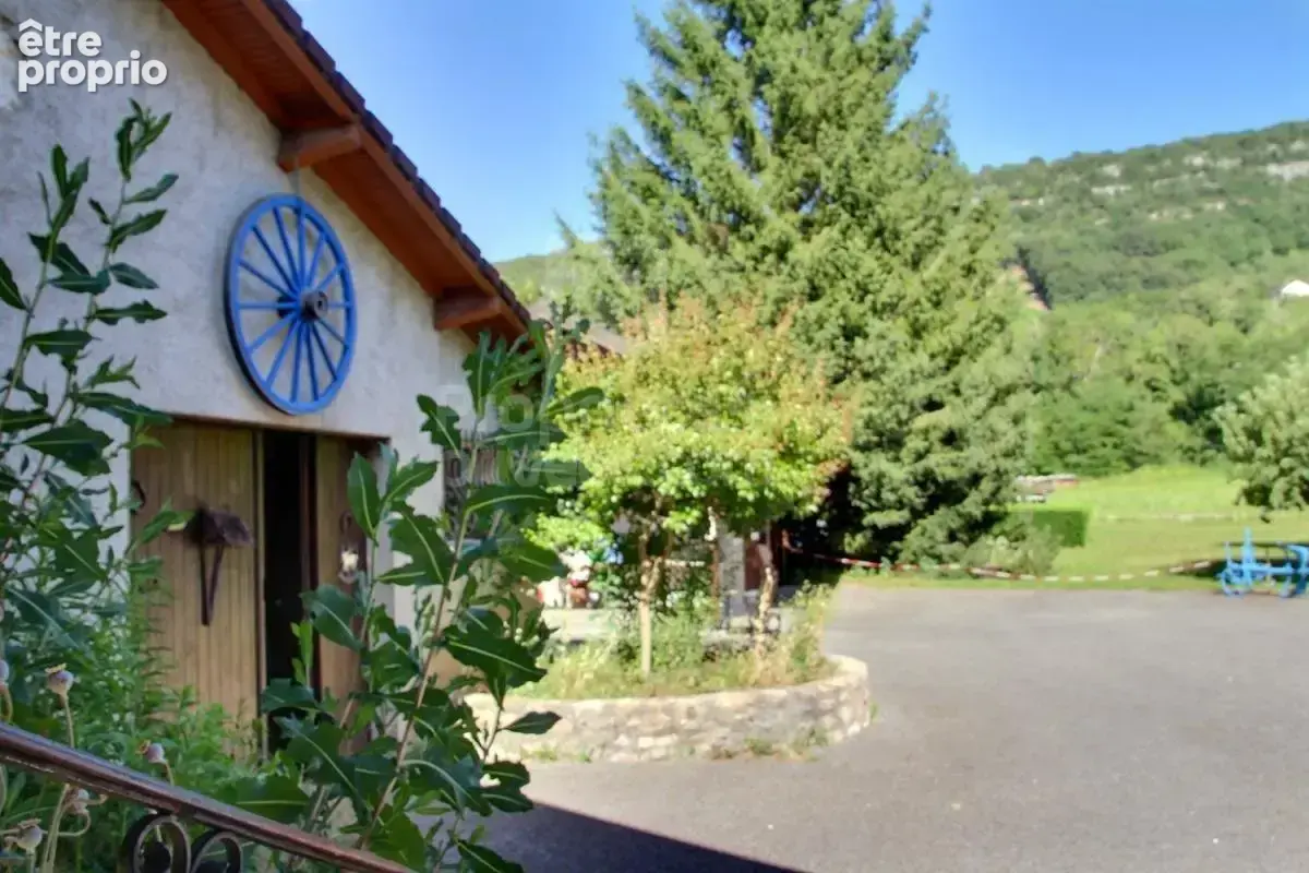 maison INDIVIDUELLE  , Saint pierre de curtille , 4 pièce(s) 80 m2, 2 chambres avec deux garage un car port - photo 8