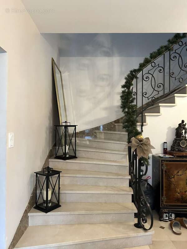 Maison à SAINT-PRIEST-TAURION