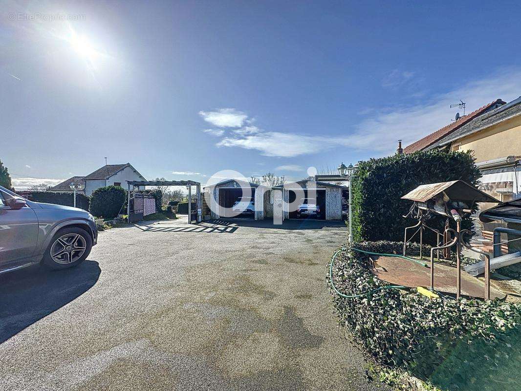 Maison à ARPHEUILLES-SAINT-PRIEST