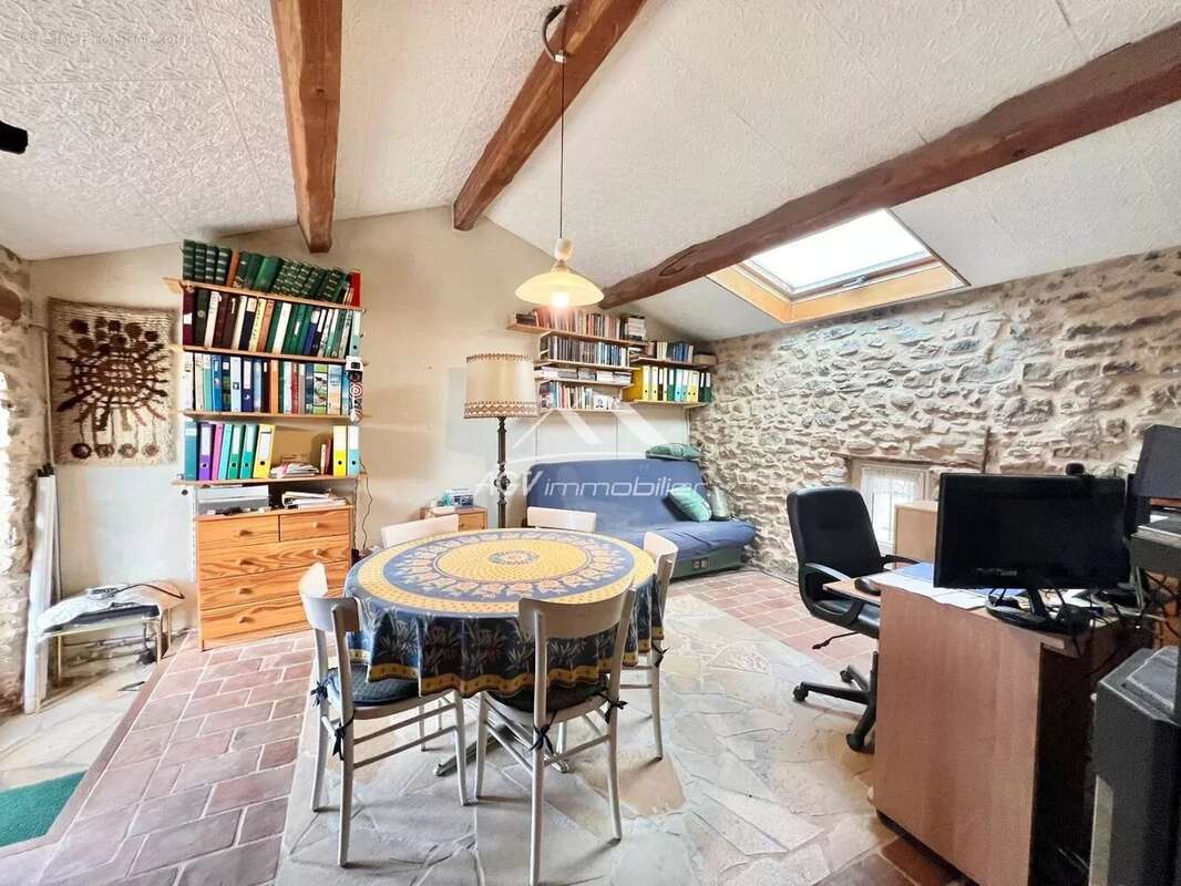 Maison à LAVAL-PRADEL