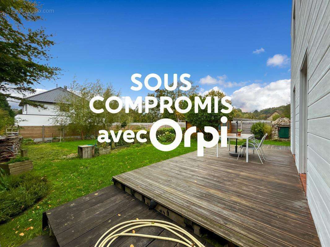 Maison à LA CAPELLE-LES-BOULOGNE