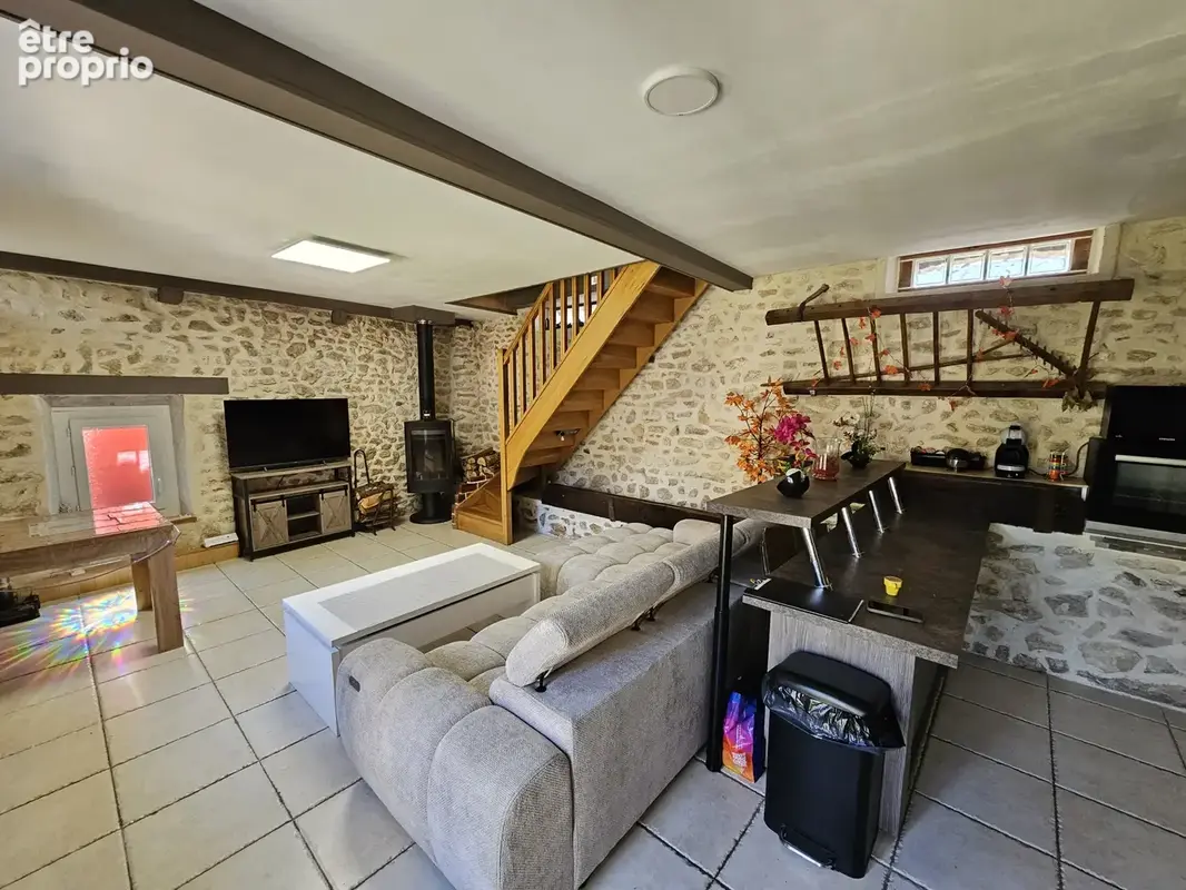 Ensemble immobilier composé de 2 maisons d'habitation - auneau proche - photo 4