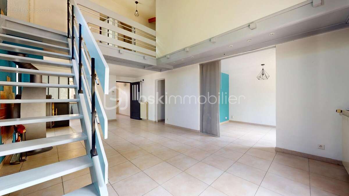 Maison familiale T5 de 125 m² en fond d’impasse à Escalquens - photo 8