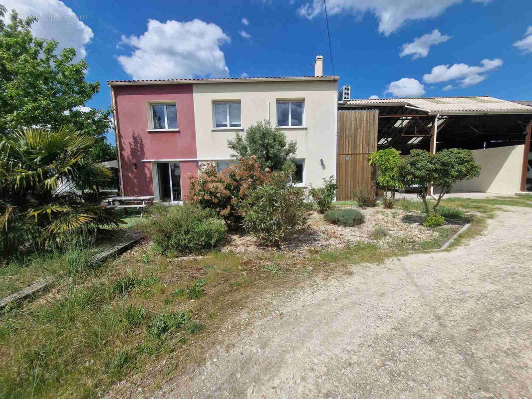 Maison à SAINT-PALAIS