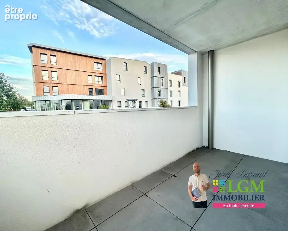 La roche-sur-yon – un superbe appartement récent avec terrasse ! - photo 2