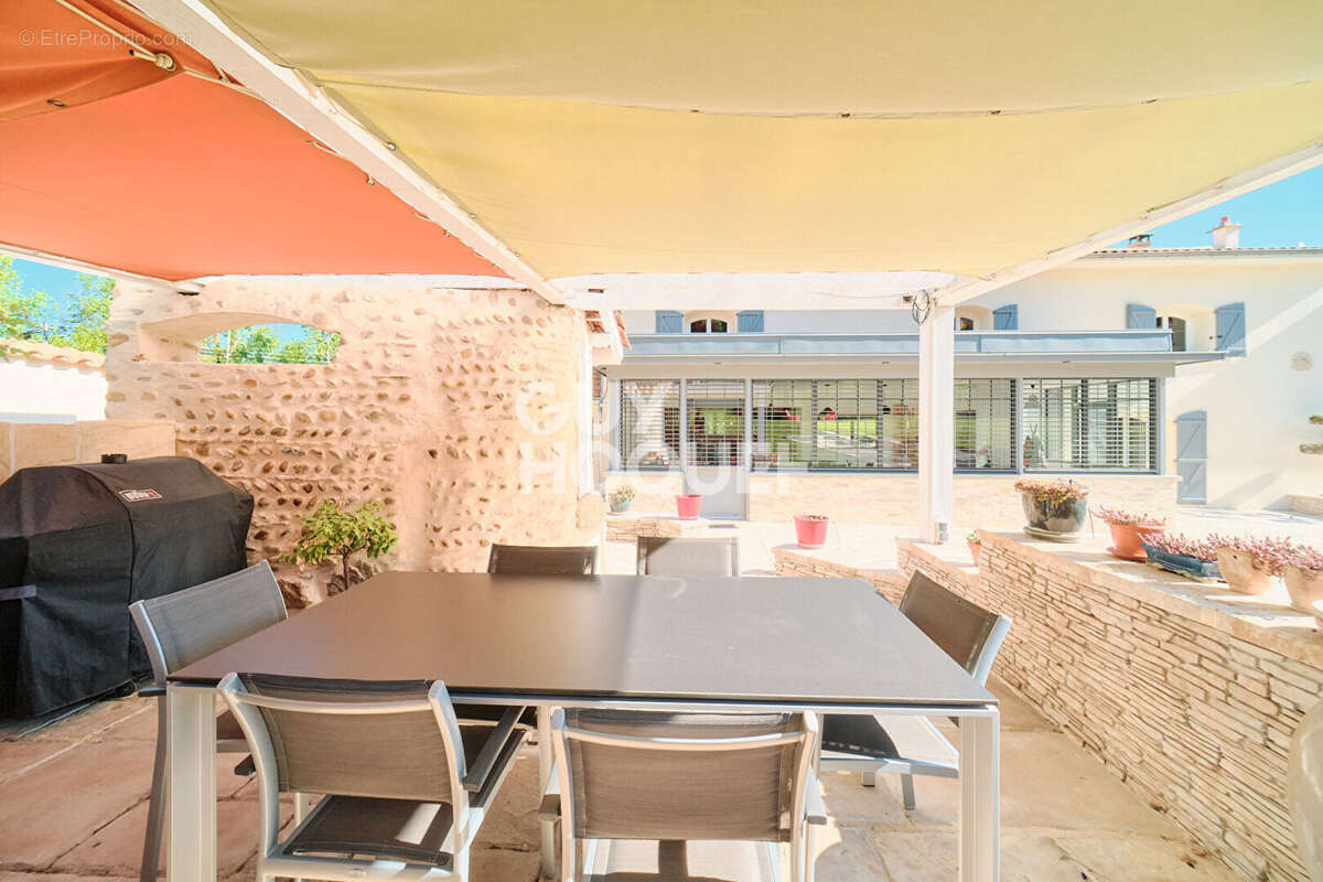 Maison à VILLETTE-DE-VIENNE