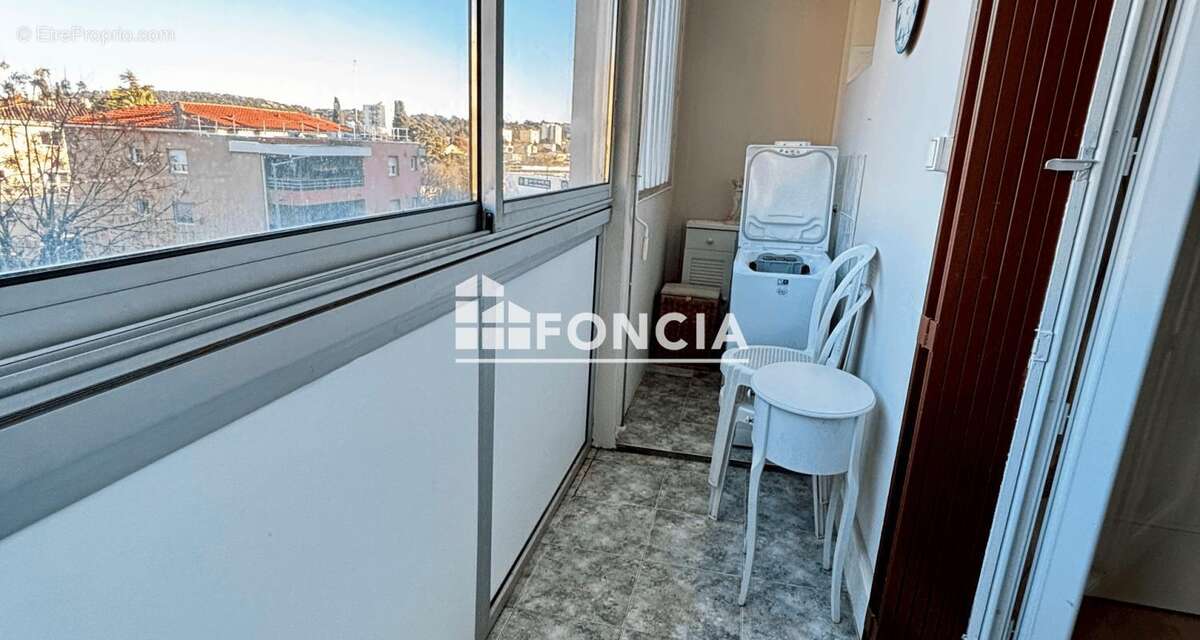 Appartement à LA VALETTE-DU-VAR