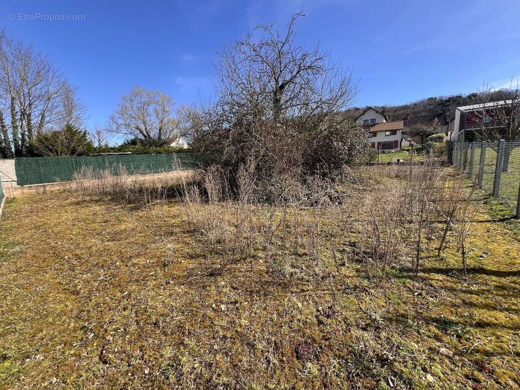 Terrain à SAINT-CHERON