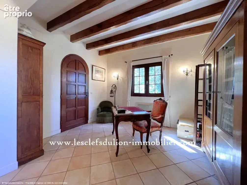 Maison familiale avec grand jardin et piscine - photo 13