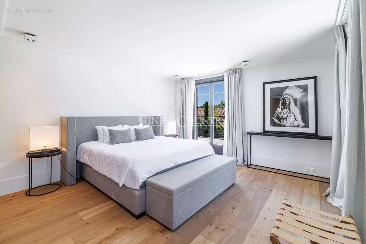 Maison à MOUGINS