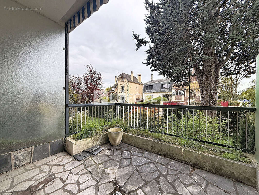 Appartement à BOURG-LA-REINE