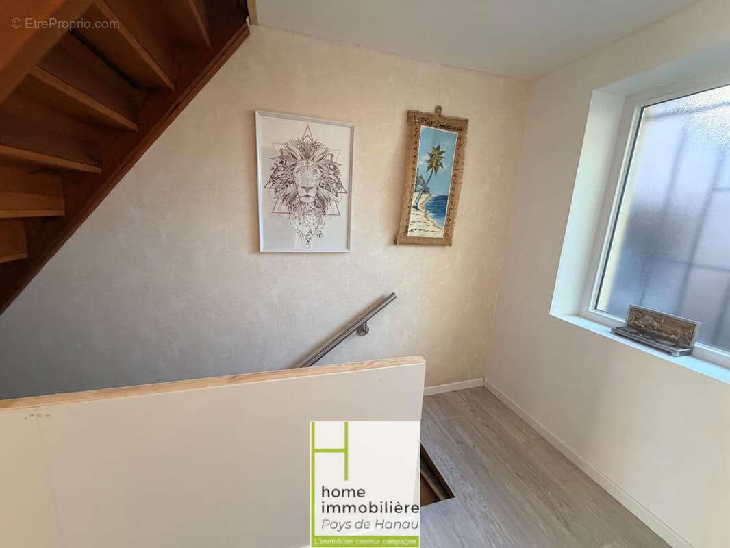 Secteur INGWILLER maisonnette de charme avec petit extérieur trés bien entretenue. Terrasse, cour ... - photo 11