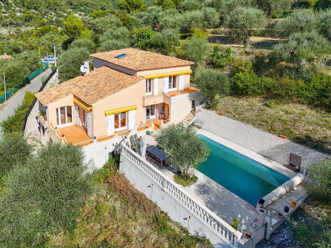 Maison à DRAP