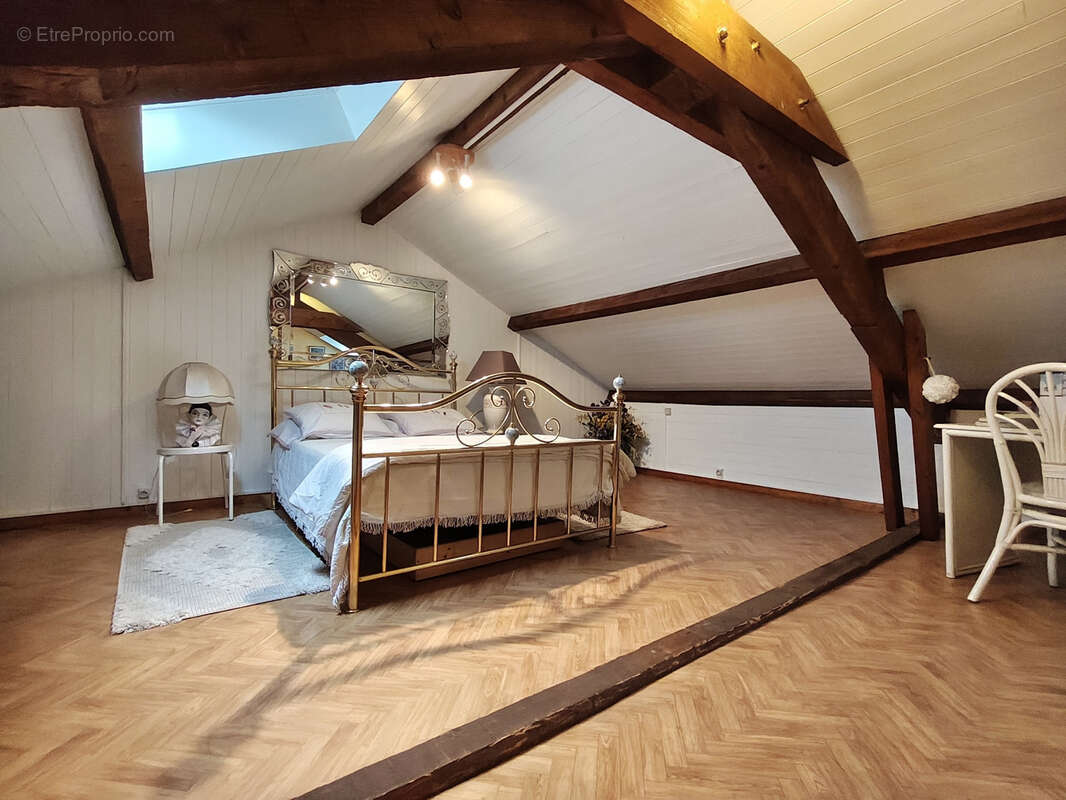Maison à VILLETTE-D'ANTHON
