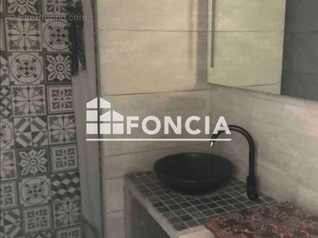 Appartement à GREOUX-LES-BAINS