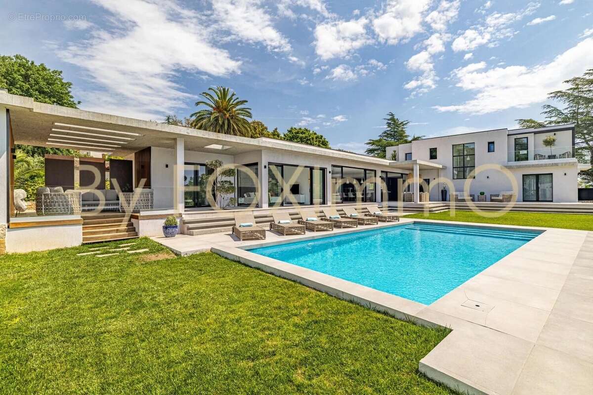 Villa de luxe contemporaine à Biot avec piscine et pool-house au calme absolu - photo 14