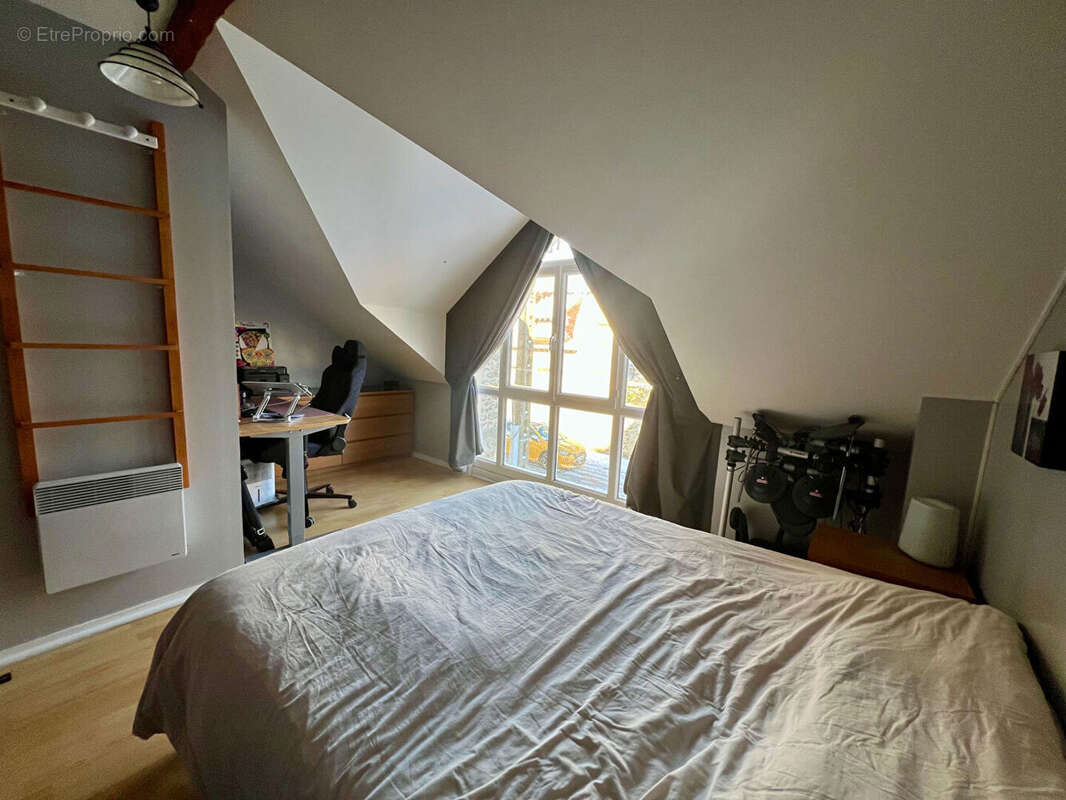 Maison à LE PERRAY-EN-YVELINES