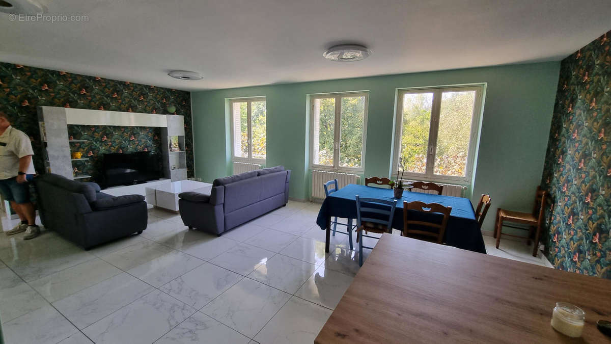 20240822_152714 - Maison à PIEGUT-PLUVIERS